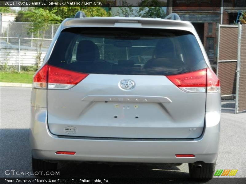 Silver Sky Metallic / Light Gray 2011 Toyota Sienna LE