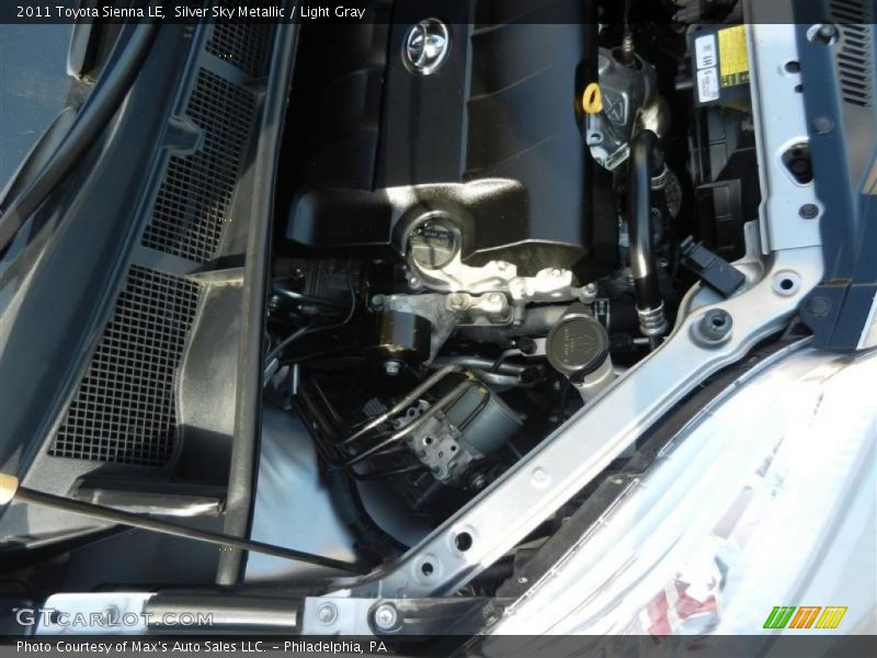 Silver Sky Metallic / Light Gray 2011 Toyota Sienna LE