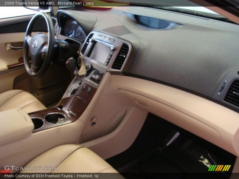 Blizzard Pearl / Ivory 2009 Toyota Venza V6 AWD