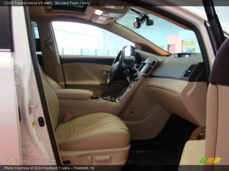 Blizzard Pearl / Ivory 2009 Toyota Venza V6 AWD