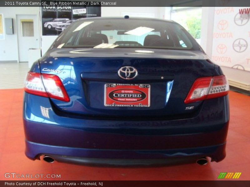 Blue Ribbon Metallic / Dark Charcoal 2011 Toyota Camry SE