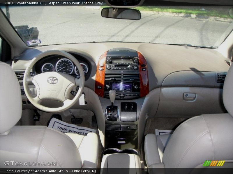 Aspen Green Pearl / Stone Gray 2004 Toyota Sienna XLE