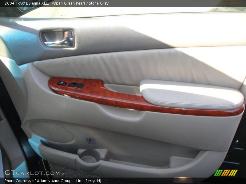 Aspen Green Pearl / Stone Gray 2004 Toyota Sienna XLE
