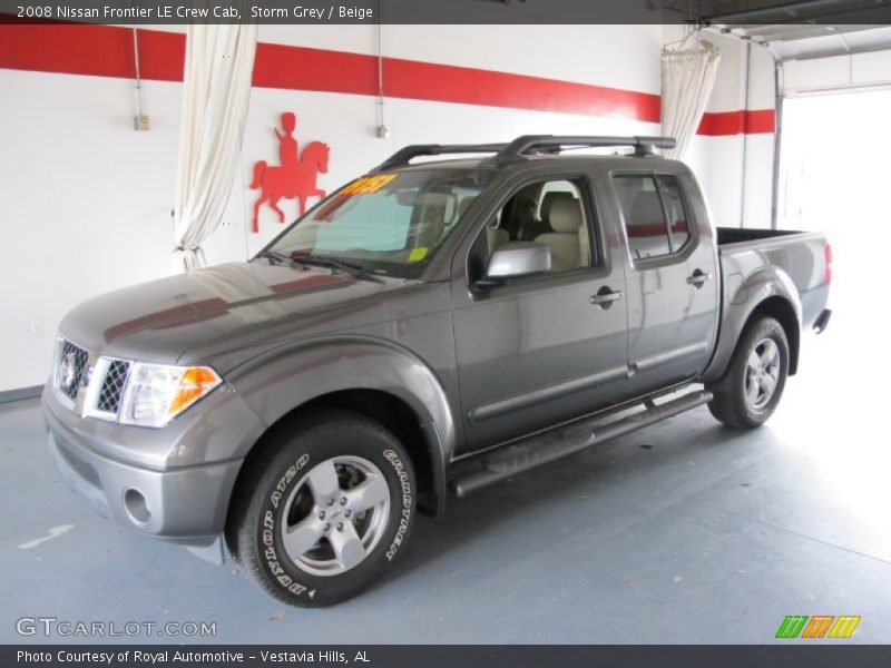 Storm Grey / Beige 2008 Nissan Frontier LE Crew Cab