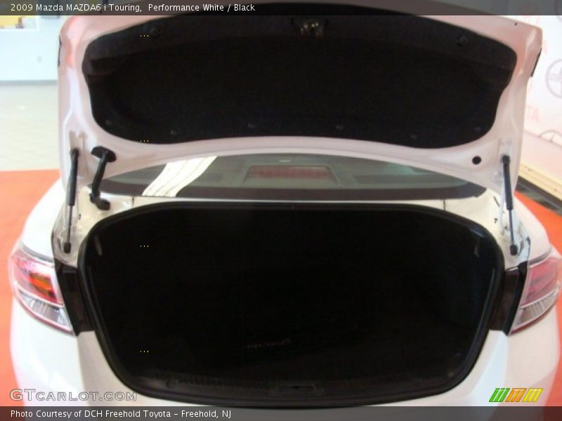 Performance White / Black 2009 Mazda MAZDA6 i Touring