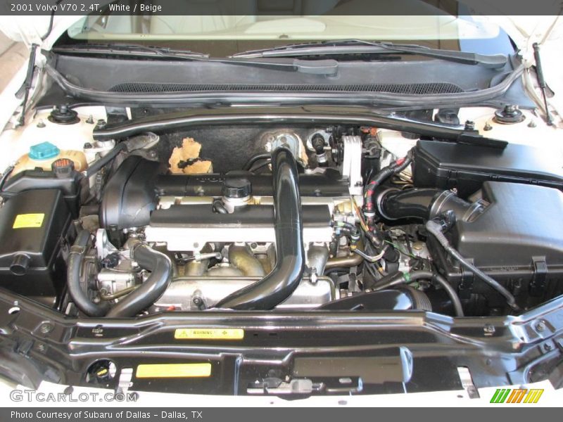 White / Beige 2001 Volvo V70 2.4T