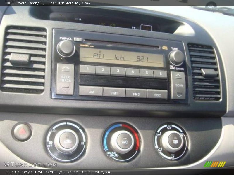 Lunar Mist Metallic / Gray 2005 Toyota Camry LE