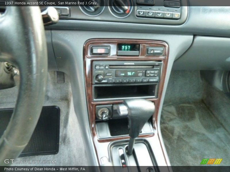 Controls of 1997 Accord SE Coupe