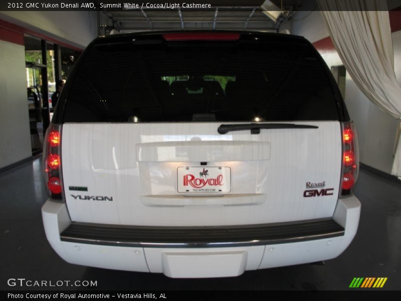 Summit White / Cocoa/Light Cashmere 2012 GMC Yukon Denali AWD