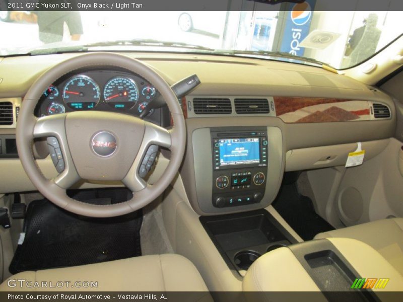 Onyx Black / Light Tan 2011 GMC Yukon SLT