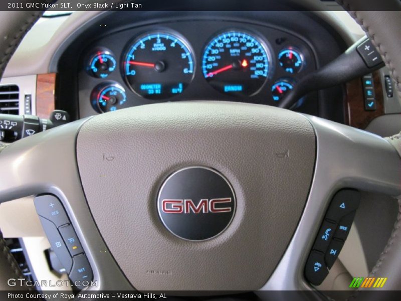 Onyx Black / Light Tan 2011 GMC Yukon SLT