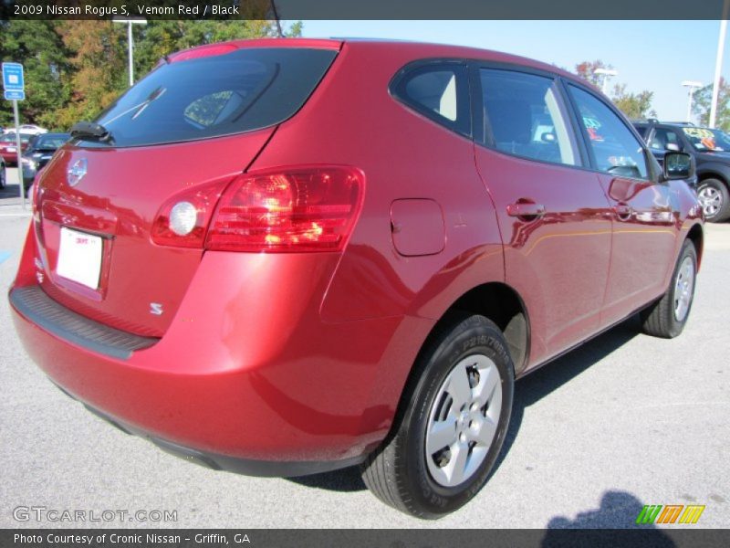 Venom Red / Black 2009 Nissan Rogue S