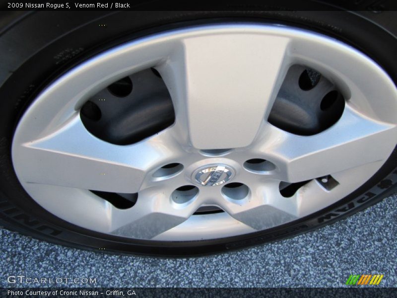 Venom Red / Black 2009 Nissan Rogue S