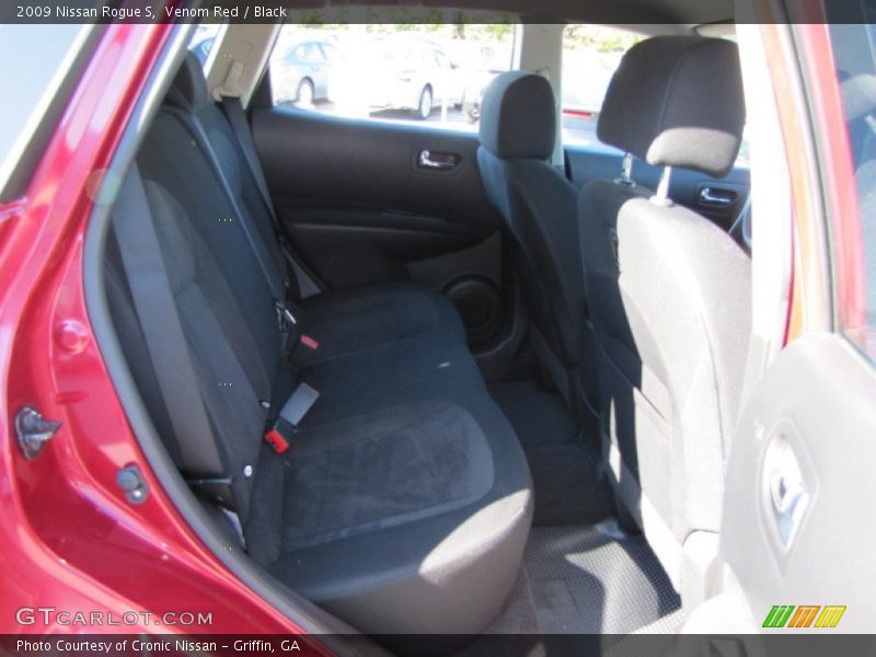 Venom Red / Black 2009 Nissan Rogue S