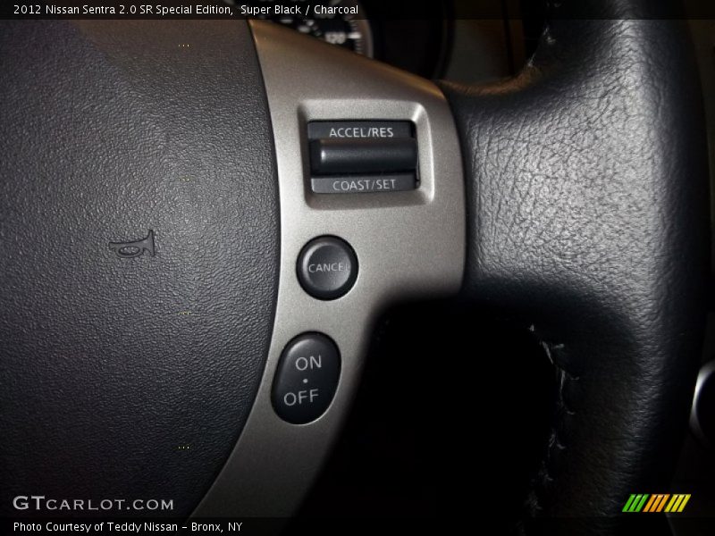 Super Black / Charcoal 2012 Nissan Sentra 2.0 SR Special Edition