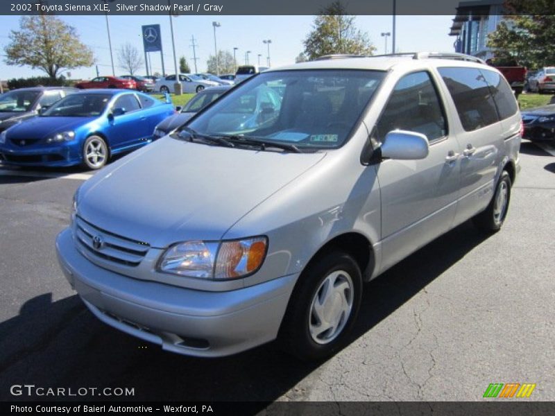 Silver Shadow Pearl / Gray 2002 Toyota Sienna XLE