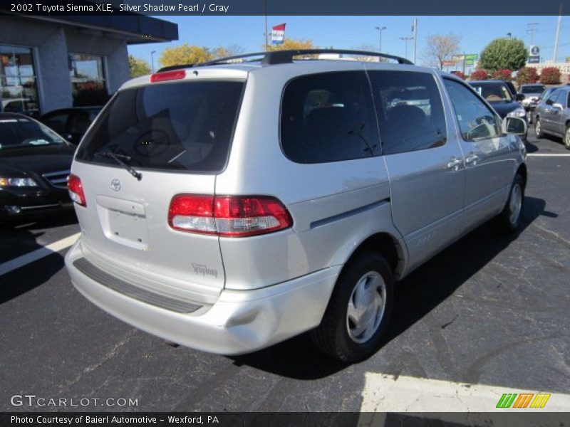 Silver Shadow Pearl / Gray 2002 Toyota Sienna XLE