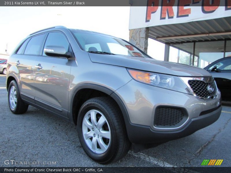 Titanium Silver / Black 2011 Kia Sorento LX V6