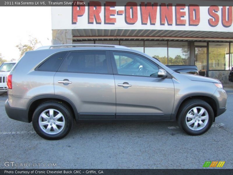 Titanium Silver / Black 2011 Kia Sorento LX V6