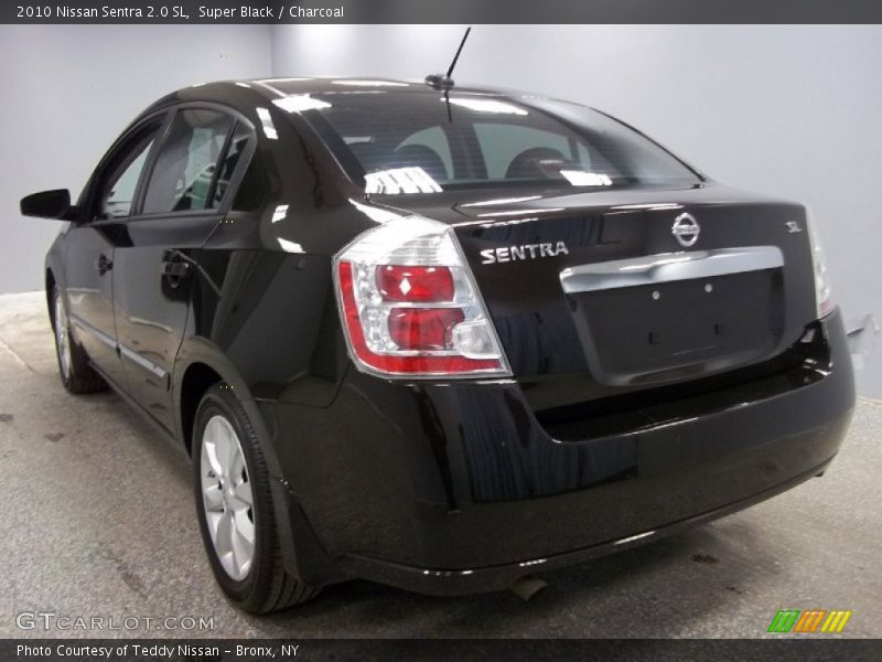 Super Black / Charcoal 2010 Nissan Sentra 2.0 SL