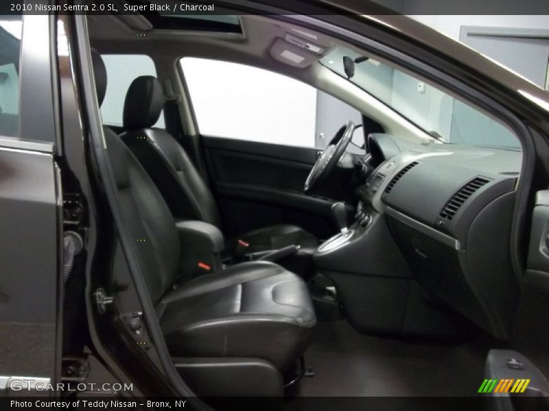 Super Black / Charcoal 2010 Nissan Sentra 2.0 SL