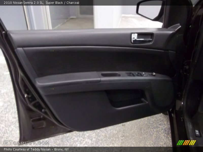 Super Black / Charcoal 2010 Nissan Sentra 2.0 SL