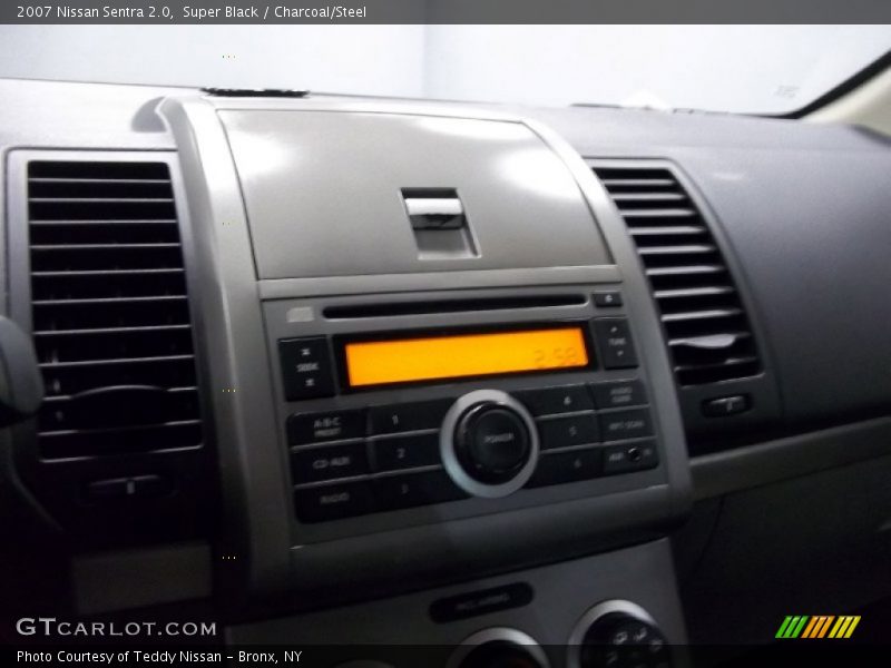 Super Black / Charcoal/Steel 2007 Nissan Sentra 2.0