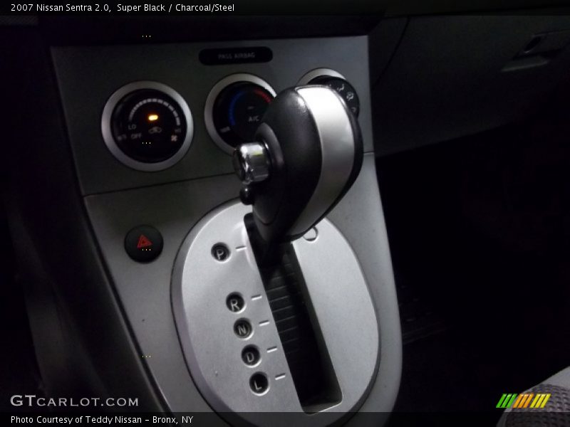 Super Black / Charcoal/Steel 2007 Nissan Sentra 2.0