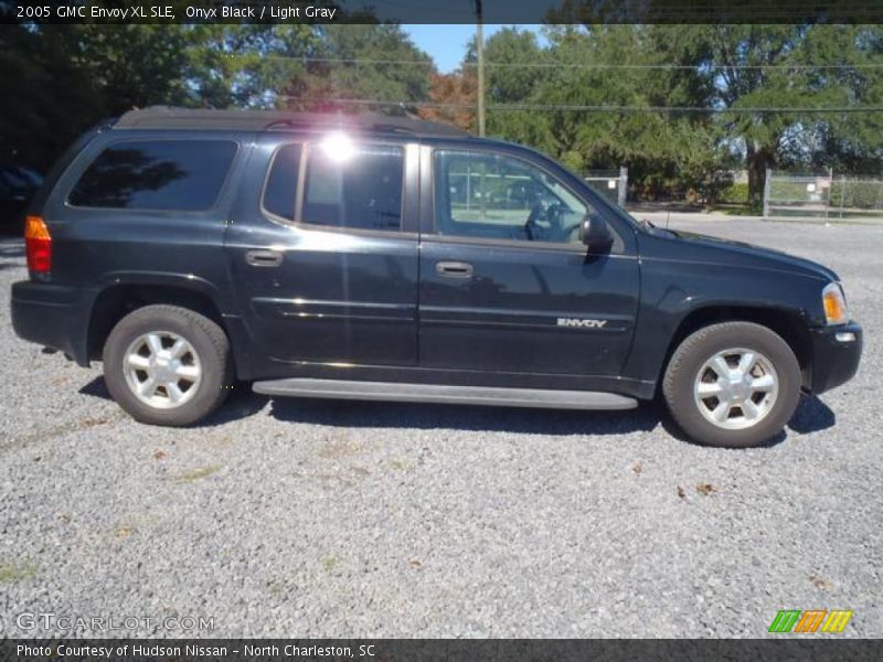 Onyx Black / Light Gray 2005 GMC Envoy XL SLE