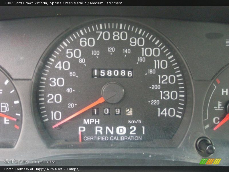 Spruce Green Metallic / Medium Parchment 2002 Ford Crown Victoria