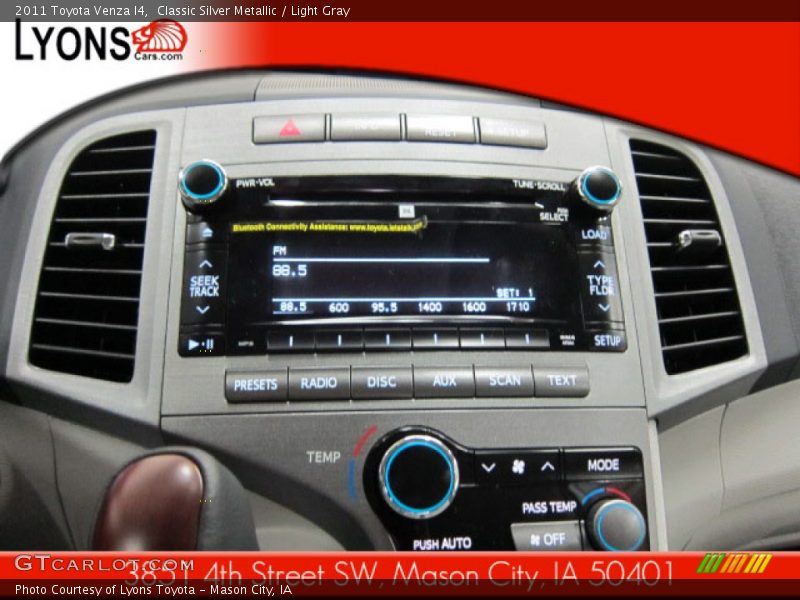 Classic Silver Metallic / Light Gray 2011 Toyota Venza I4