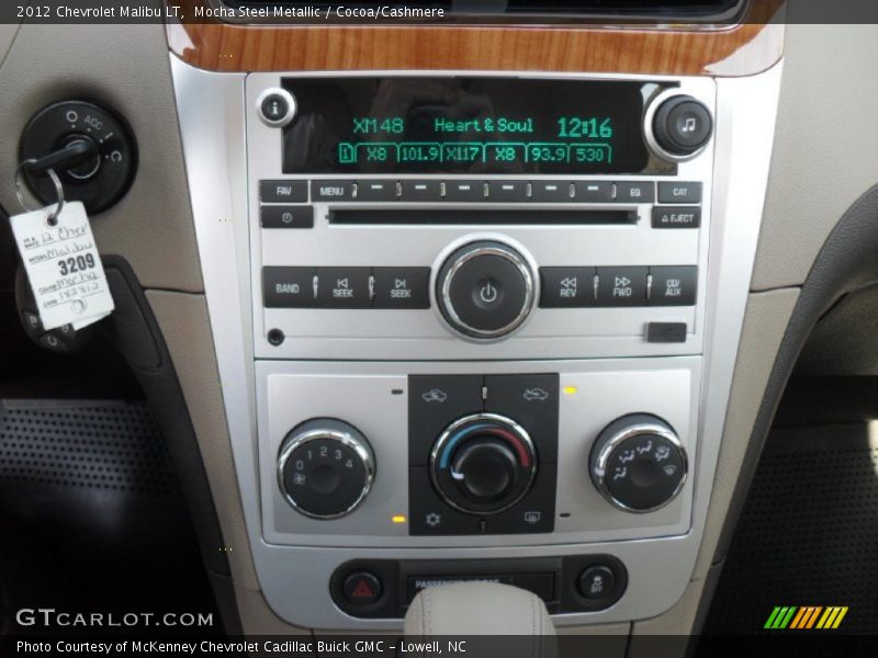 Controls of 2012 Malibu LT