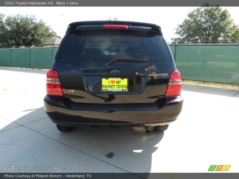 Black / Ivory 2001 Toyota Highlander V6