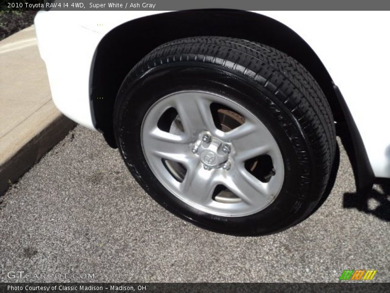 Super White / Ash Gray 2010 Toyota RAV4 I4 4WD