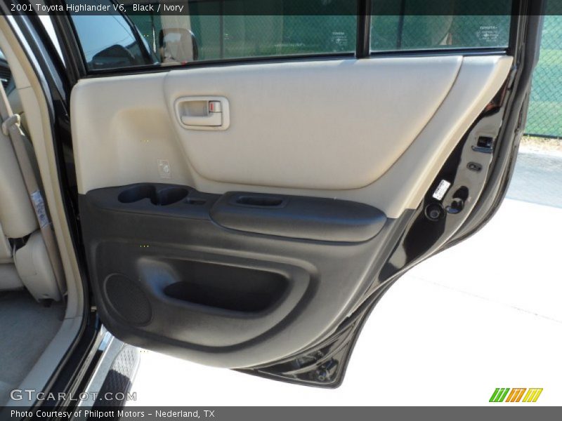 Black / Ivory 2001 Toyota Highlander V6