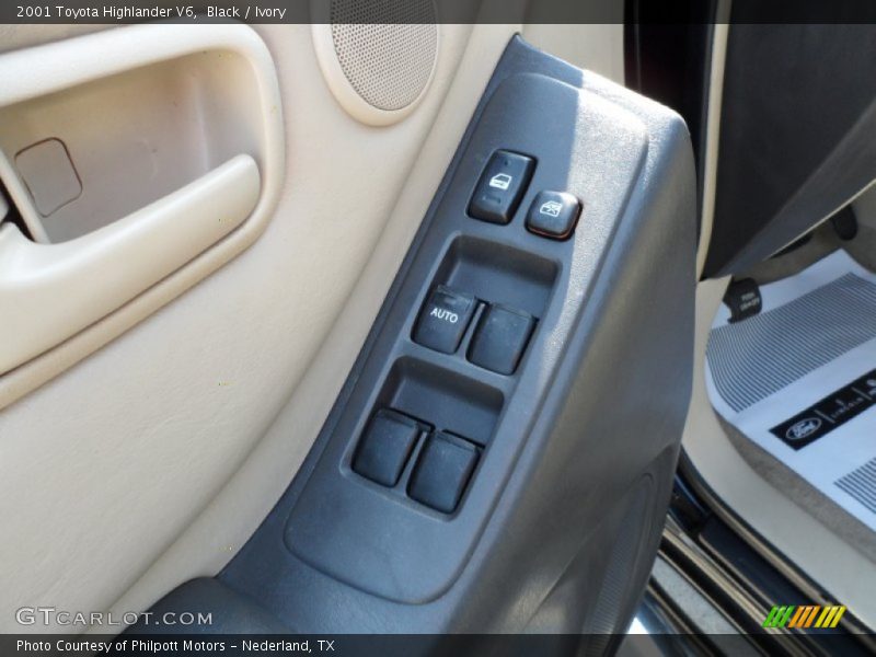Black / Ivory 2001 Toyota Highlander V6