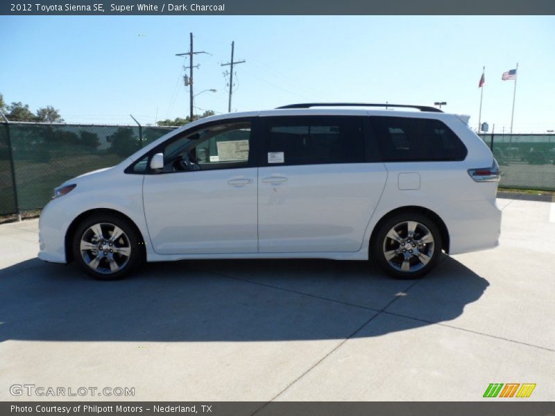 Super White / Dark Charcoal 2012 Toyota Sienna SE
