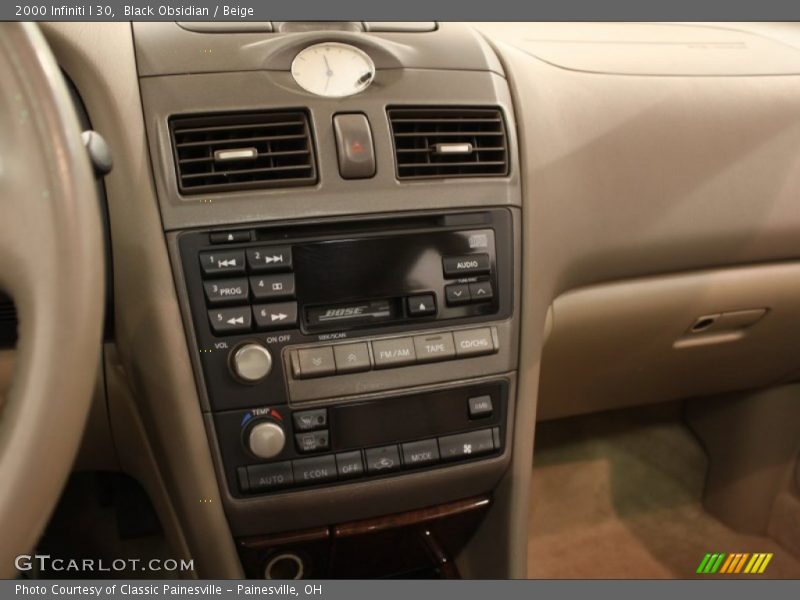 Black Obsidian / Beige 2000 Infiniti I 30