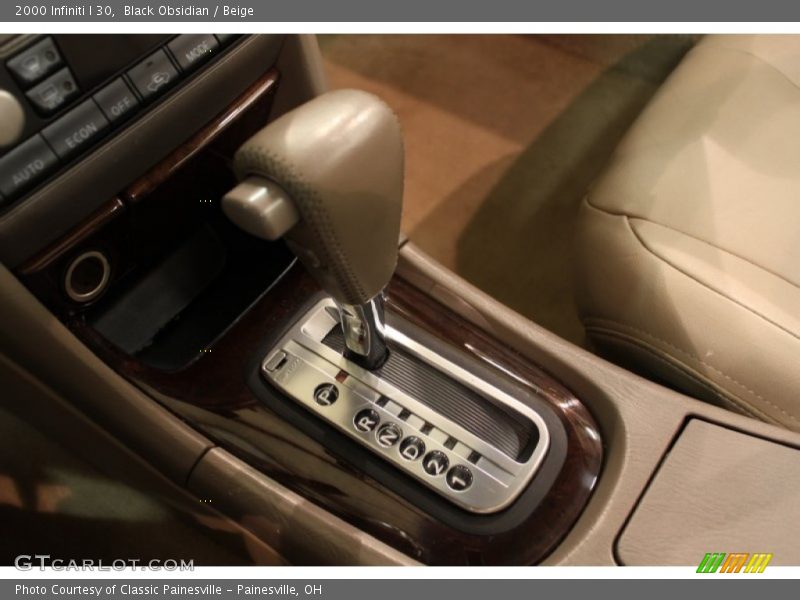 Black Obsidian / Beige 2000 Infiniti I 30
