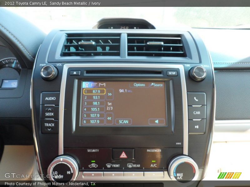 Controls of 2012 Camry LE