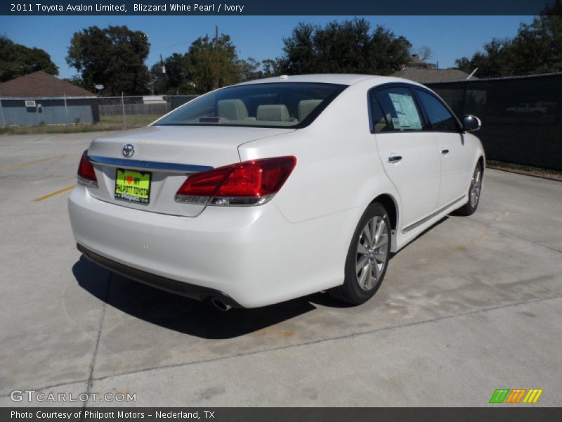 Blizzard White Pearl / Ivory 2011 Toyota Avalon Limited