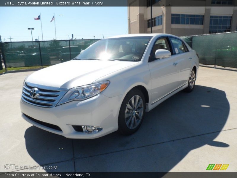 Blizzard White Pearl / Ivory 2011 Toyota Avalon Limited