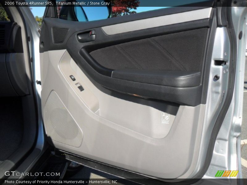 Titanium Metallic / Stone Gray 2006 Toyota 4Runner SR5