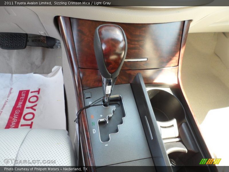 Sizzling Crimson Mica / Light Gray 2011 Toyota Avalon Limited