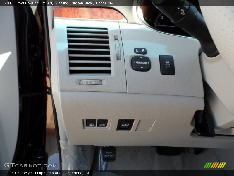 Sizzling Crimson Mica / Light Gray 2011 Toyota Avalon Limited
