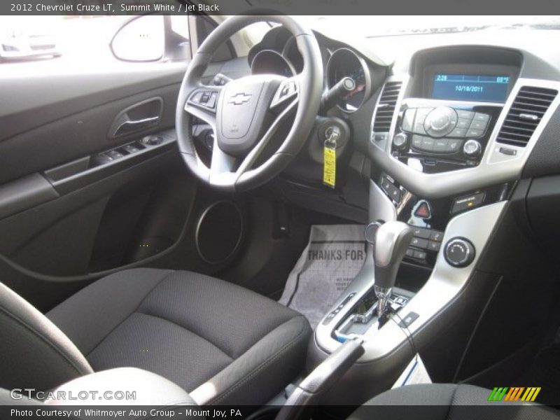 Summit White / Jet Black 2012 Chevrolet Cruze LT
