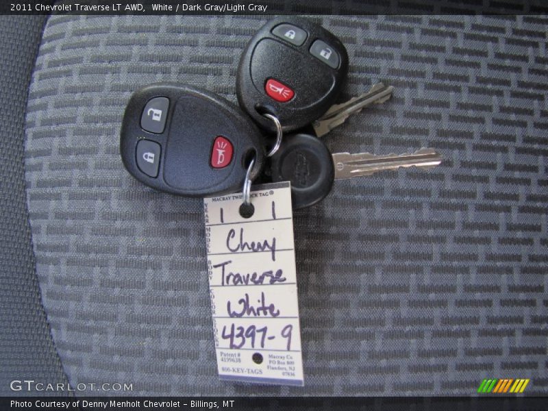 White / Dark Gray/Light Gray 2011 Chevrolet Traverse LT AWD