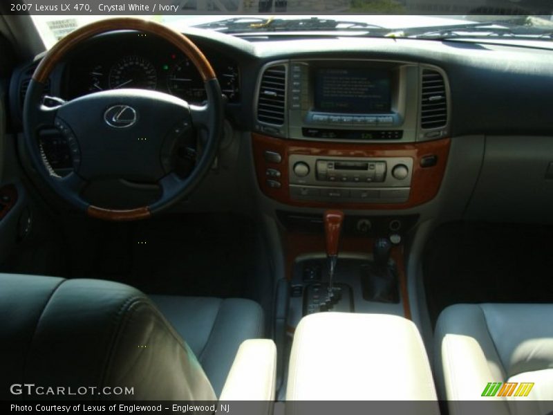Crystal White / Ivory 2007 Lexus LX 470