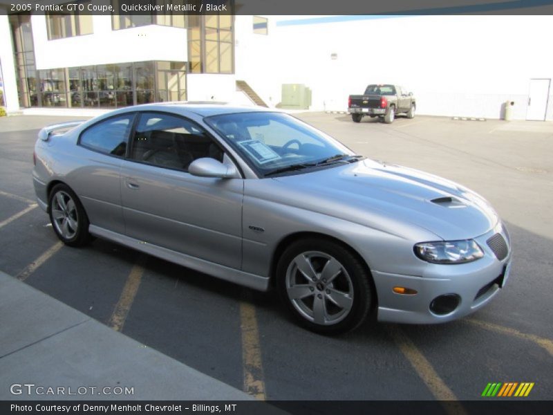 Front 3/4 View of 2005 GTO Coupe