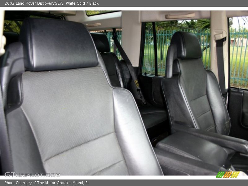 White Gold / Black 2003 Land Rover Discovery SE7